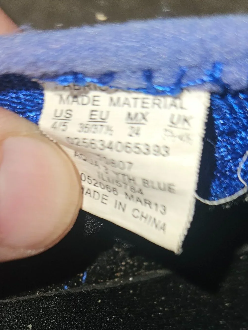 Athletech Swim Shoe Blue - kids size 4/5